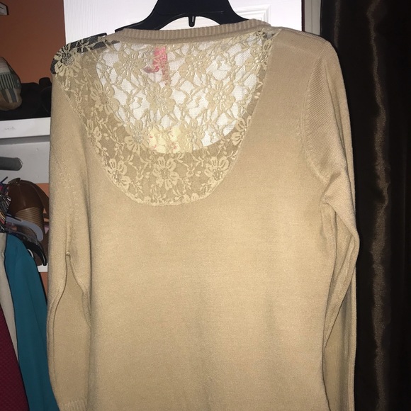 Sweater!! - Picture 3 of 3